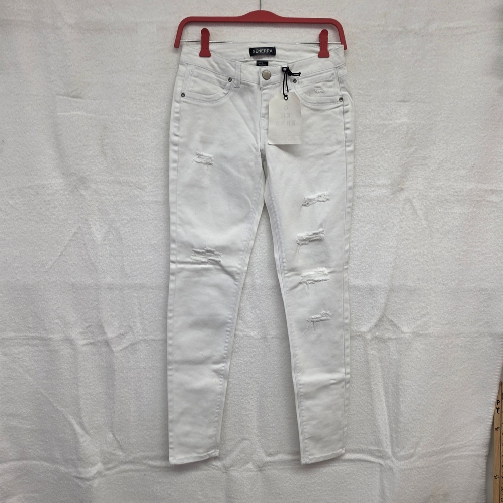 NWT Generra Womens Juniors White Distressed Skinny Jeans Stretch Denim Size‎ 3